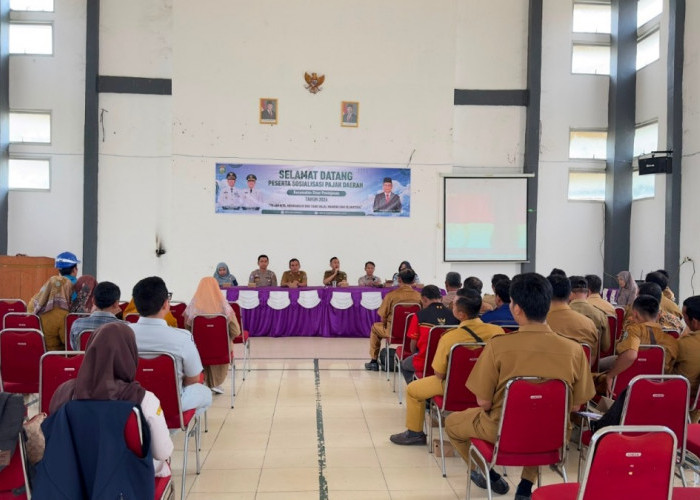 Bersama Warga, PLN ULP Baturaja Dukung Pembangunan OKU melalui Pembayaran Listrik