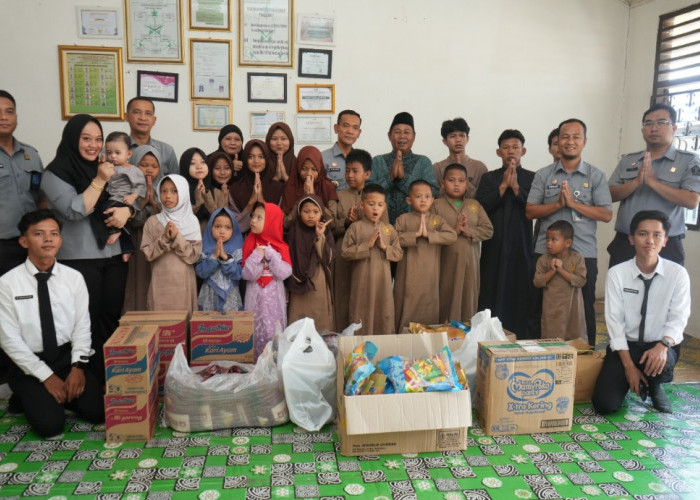 Tebarkan Kebaikan Semarak Hari Pengayoman, Kemenkum Sumsel Santuni Panti Asuhan Raihan