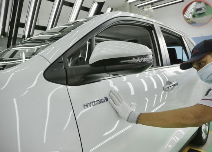 Mobil Hybrid Mulai Naik Daun, Harga Bekasnya Masih Amankah?