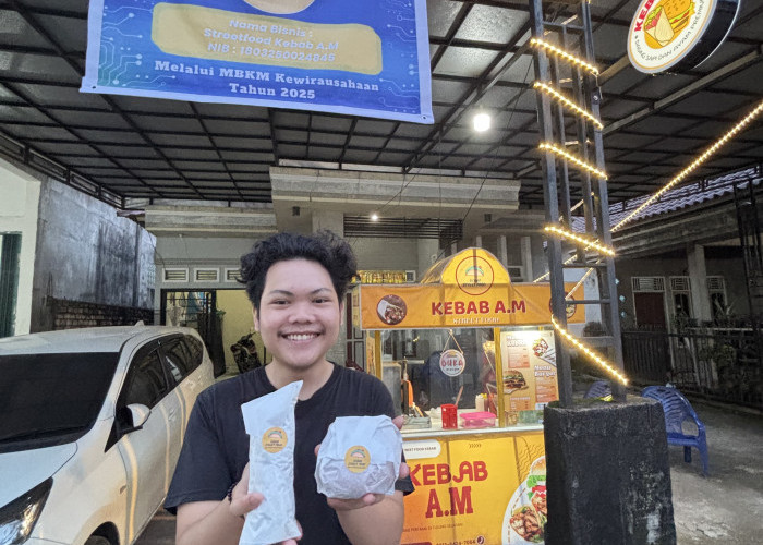 DIIB Universitas Bina Darma Lakukan Monitoring Inkuisi Bisnis Street Food Kebab AM 