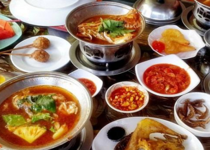 7 Rekomendasi Rumah Makan yang Menyajikan Masakan Tradisional di Palembang, Paling Enak Buat Kumpul Keluarga