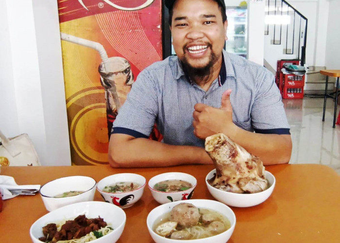 Bikin Ketagihan, Nikmati Bakso dengan Sumsum Tulang di Bakso Tunjangan