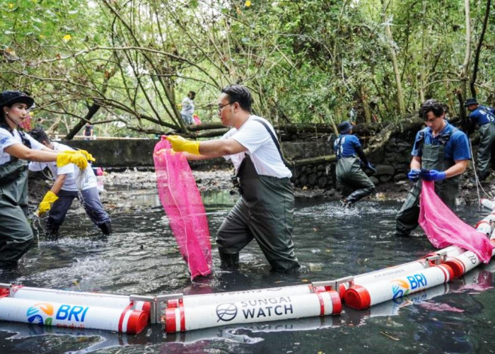 Peringati Hari Sungai Nasional, BRI Jaga Ekosistem Lewat Bersih-bersih Sungai dan Kesadaran Pengelolaan Sampah