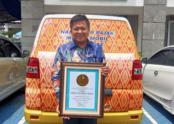 Dukung Literasi Bahasa Isyarat, Samsat Palembang IV Raih Penghargaan 