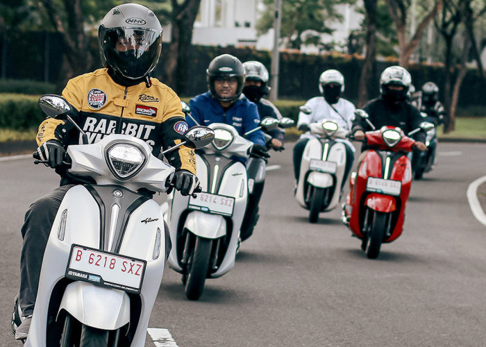 Nyaman dan Bertenaga, Inilah 7 Rekomendasi Motor Matic yang Cocok untuk Touring