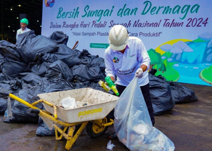 Peringati HPSN 2024, Pusri Berhasil Kumpulkan 2,22 Ton Sampah di Dermaga dan Area Sungai Musi