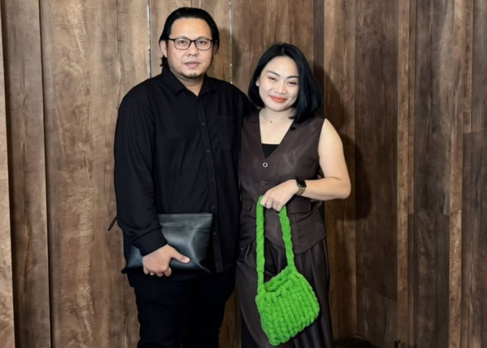 Bantu Suami 7 Tahun Kelola Marketing Pasar Tradisional, Ayuk Alis Kini Raup Ratusan Juta dari DM
