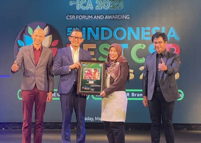 TJSL Pusri Pembinaan UMKM Raih Penghargaan Indonesia CSR Brand Equity Awards 