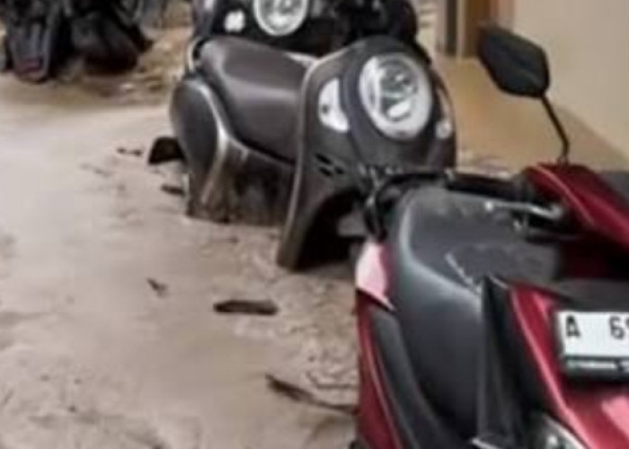 Banjir dan Longsor di Sumatera, AHM Beri Bantuan Buka Posko Layanan Servis Gratis Motor Honda