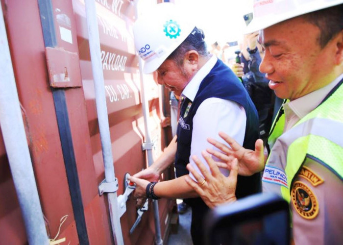 Sumsel Ekspor Perdana Produk Turunan Kelapa dan Lada ke Tiongkok hingga Prancis, Gubernur Herman Deru Bangga