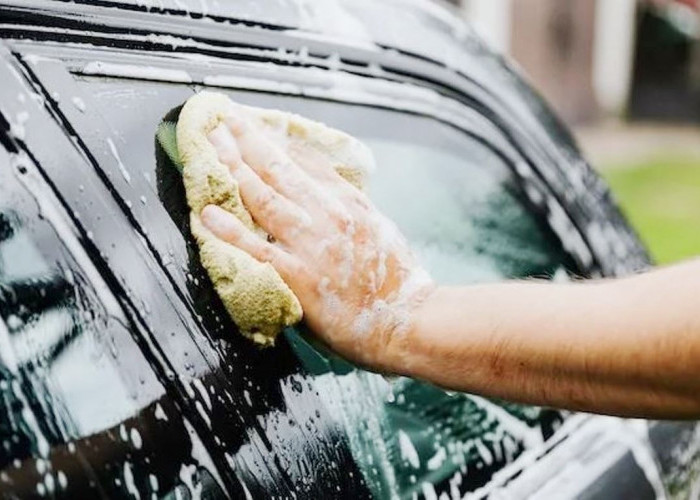 Ada Delapan Kesalahan Cuci Mobil yang Dianggap Sepele, Nomor Satu Bikin Emak-emak Bisa Marah