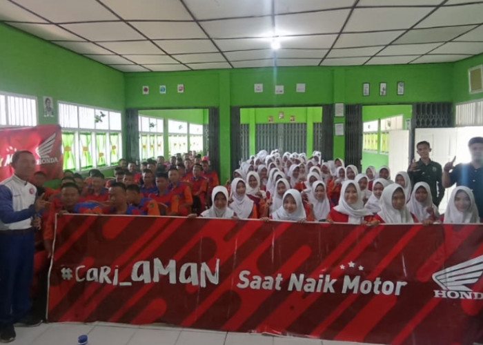 Beri Edukasi Safety Riding, Astra Motor Sumsel Sambangi SMK Negeri 1 Tanjung Agung, Muara Enim