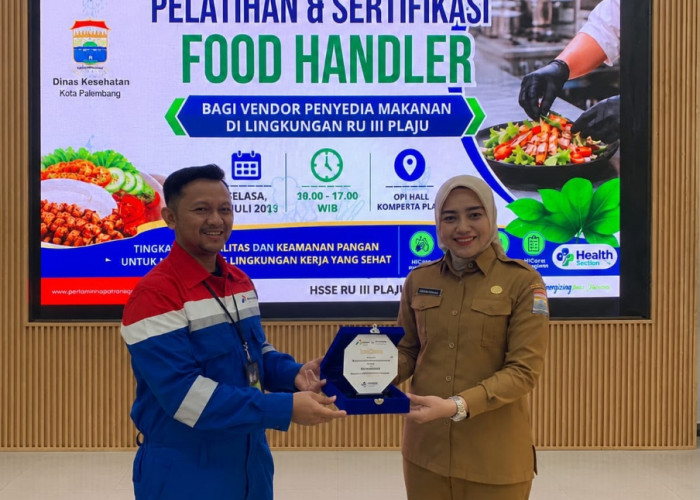 Kilang Plaju Sertifikasi Food Handler Bersama Dinkes Palembang, Pastikan Keamanan Pangan bagi Pekerja