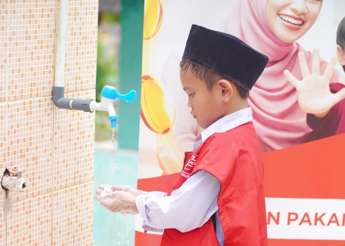 Kemenag RI dan Unilever Indonesia melalui Lifebuoy Kolaborasi Cetak Duta Santri di Ponpes SMB Palembang