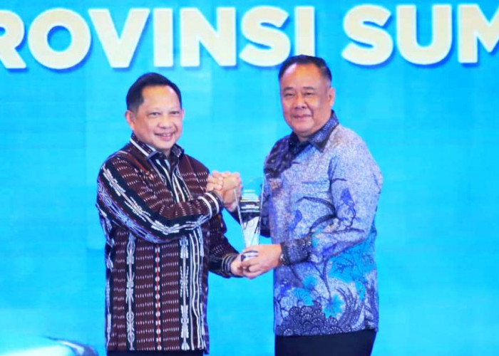 Kepemimpinan Gubernur Herman Deru –  Cik Ujang Antar Sumsel Raih Penghargaan National Governance Awards 2026