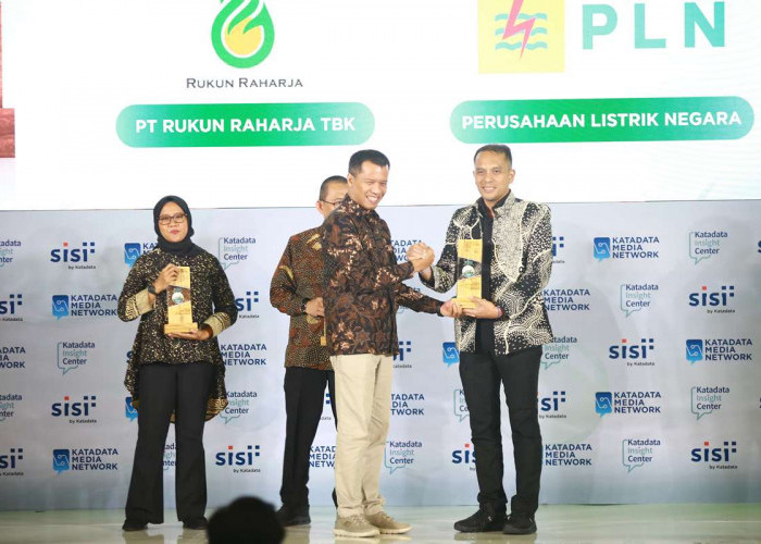 Kedepankan Aspek Keberlanjutan, PLN Raih ESG Awards Sektor Energi di Ajang SAFE