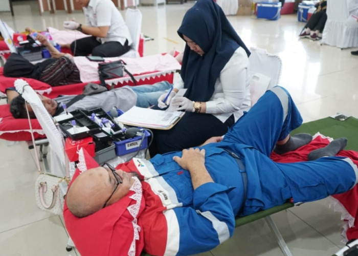 Pekerja Kilang Pertamina Plaju Donorkan 300 Kantong Darah, Wujud Kepedulian pada Kemanusiaan 