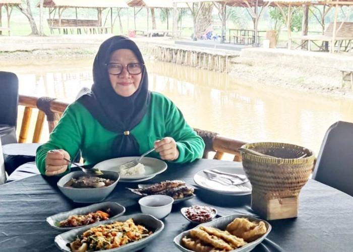 Resto Unik, Kolam Datuk di Palembang Bikin Bapak-bapak Happy, Si Ibu Bisa Leyeh-leyeh