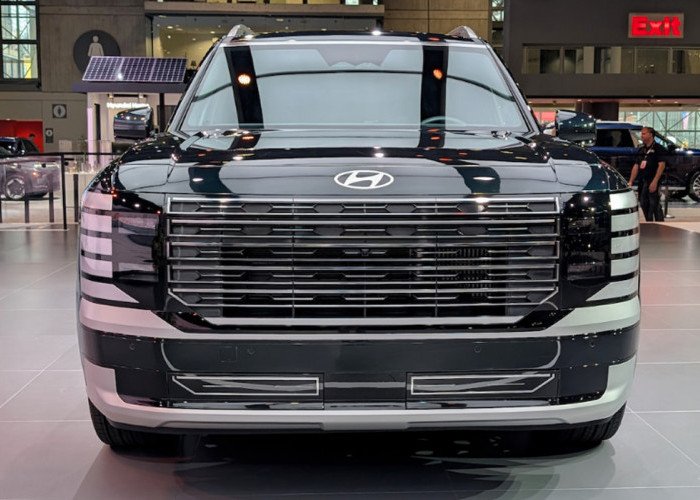 Mejeng di GIIAS 2026, Hyundai Palisade Hybrid Jadi Standar Baru Mobil Sultan