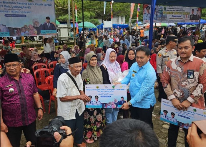 PLN untuk Rakyat: Salurkan BPBL pada HUT Lebong ke-22