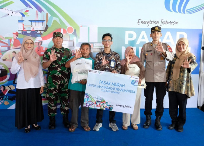 Pertamina Patra Niaga Kilang Plaju Gelar Pasar Murah, 1.000 Paket Sembako Untuk Masyarakat Prasejahtera