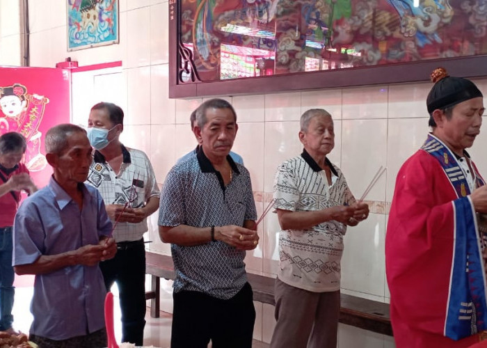 Kelenteng Marga Liaw Selesai Direnovasi, Pengurus Gelar Ciam Sin dan Khokun
