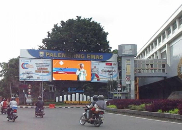 Ahli Waris Raden Nangling Gugat Citra Sriwijaya Advertising, Billboard Tanpa Izin di Atas Lahan Pemakaman 