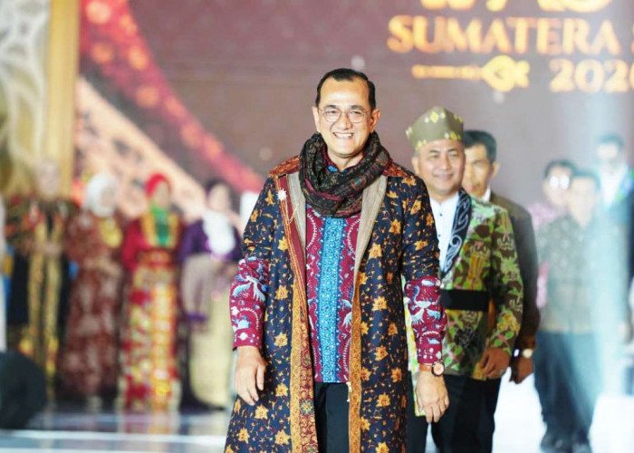 Fashion Show Wastra Sumsel 2026, Tampilkan Inovasi Batik Sembagi dan Sulam Mudawaroh