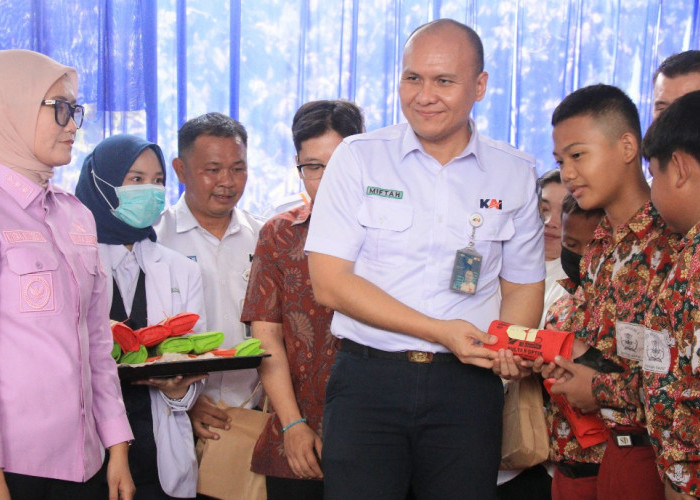 Rangkaian Peringatan HUT ke-81 KAI, Divre III Palembang Hadirkan Rail Clinic di Stasiun Merapi Lahat