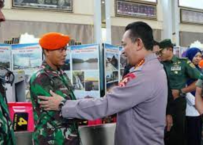 Kapolri Apresiasi Prajurit TNI Kopda Ahmad Nofrizal yang Viral Berputar, Saat Evakuasi Kapolda Jambi