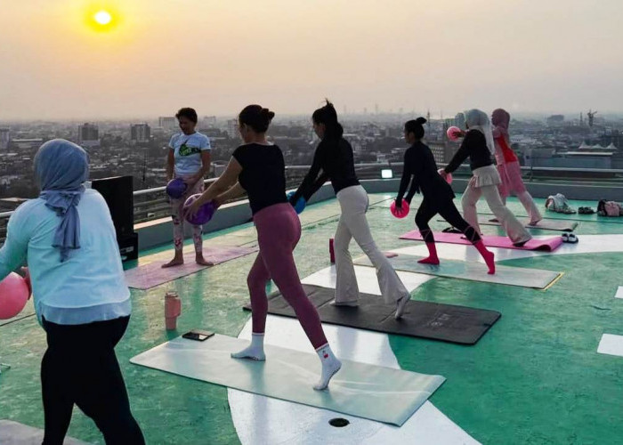 ARYADUTA Hadirkan Mat Pilates di Helipad, Pertama  dan Satu-satunya  di Palembang     