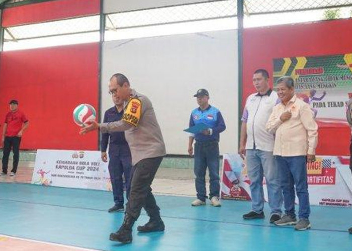 Turnamen Bola Voli Kapolda Cup 2024 Resmi Dibuka, Servis Pertama Langsung dari Irjen Pol Rachmad Wibowo