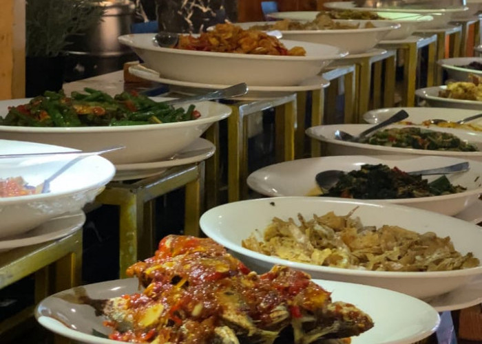 Sentuhan Lokal dan Asian Makan Sepuasnya di The Zuri