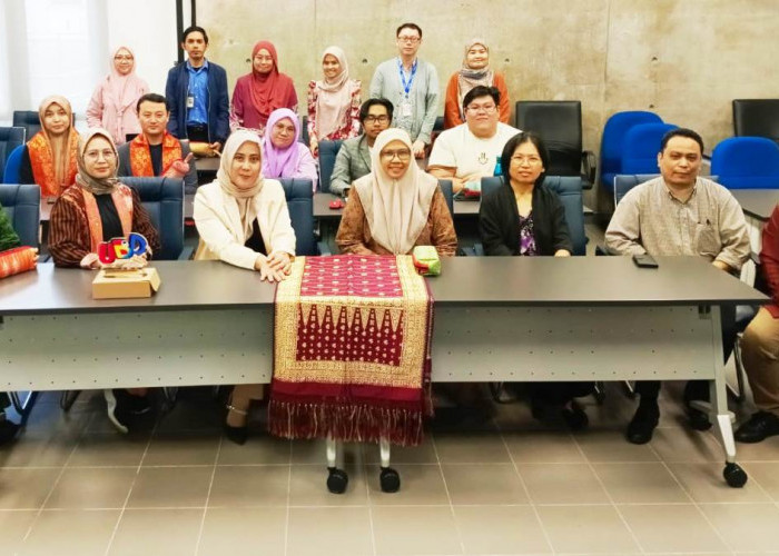 Magister Ilmu Komunikasi UBD Sukses Gelar PKM di Universitas Kebangsaan Malaysia