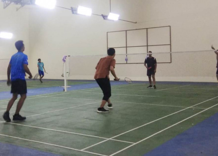 Tidak Hanya Kegiatan Belajar Mengajar, UBD Bisa Buat Olahraga Badminton Juga 