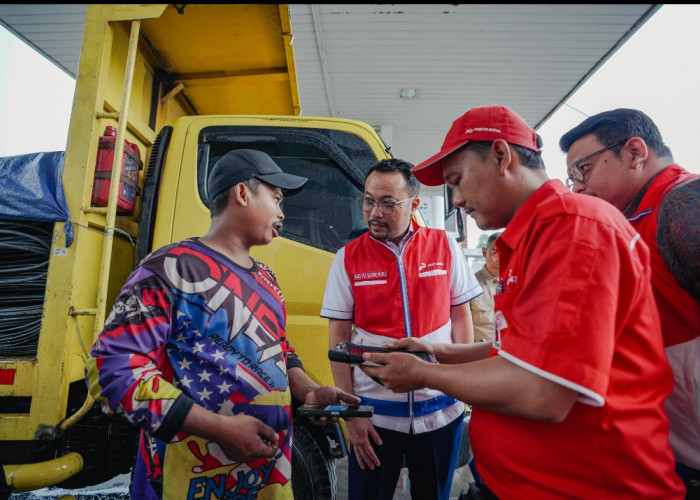 Dirut Pertamina Patra Niaga Pastikan Subsidi Tetap Sasaran Biosolar dan Pertalite Palembang Berjalan Optimal
