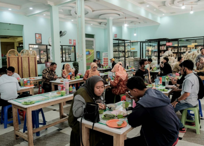 5 Kedai Pempek Enak di Kampung Pempek 26 Ilir Palembang, Cocok Buat di Jadikan Oleh-oleh