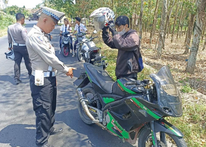 Operasi Patuh Musi 2024 di OKU Timur, 8 Hari, 515 Sanksi Teguran, 61 Pengendara Kena Tilang