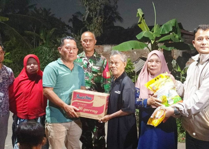 Cepat Tanggap, Pusri Beri Bantuan Korban Kebakaran di Lorong Tanah Abang 