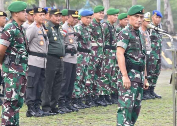 Jelang Kunjungan RI 2 ke Sumsel, Danrem 044/Gapo Pimpin Apel Gelar Pasukan Pengamanan VVIP 