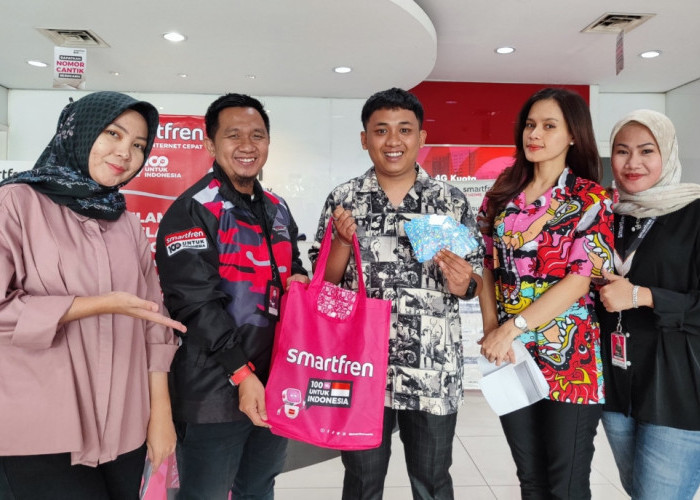 Bagi-bagi Hadiah di 17 Kota Termasuk Palembang, Smartfren Beri Hadiah ke Pelanggan Setia di Harpelnas 2024