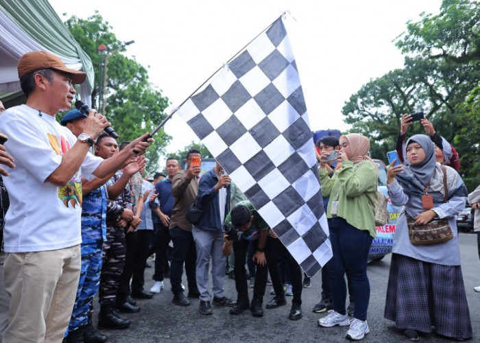 Dinas Pendidikan Kota Palembang Kirim 5 Truk Bantuan Kemanusiaan untuk Korban Bencana Aceh, Sumbar, dan Sumut