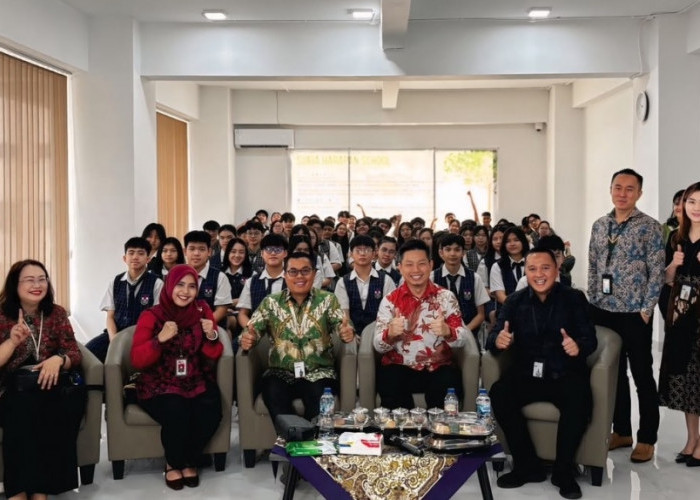 Dorong Generasi Muda Lebih Cerdas Finansial, Danamon Gelar Literasi Keuangan dan Revitalisasi Perpustakaan