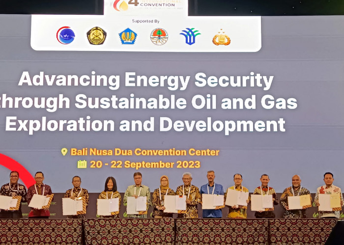 Tingkatkan Penyerapan Gas Domestik, PGN Grup Serap Pasokan LNG IDD Bangka dari WK Rapak 