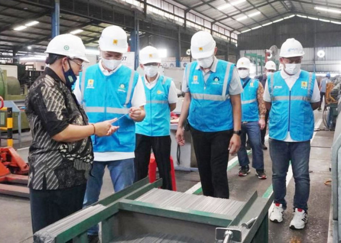 Gerakkan Ekonomi Banten, PLN Sambung Listrik 58 Juta VA untuk Pelanggan di Sektor Bisnis dan Industri