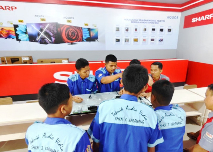 Sharp Bangun SDM Masa Depan Melalui Program Sharp Class