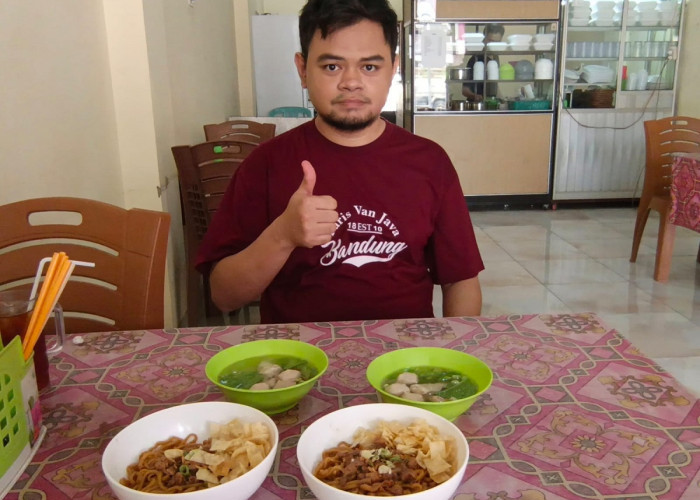 Jajan Hemat di Mie Yamin Sebelas 12 Talang Jambe, Mulai Rp 10 Ribuan Aja 