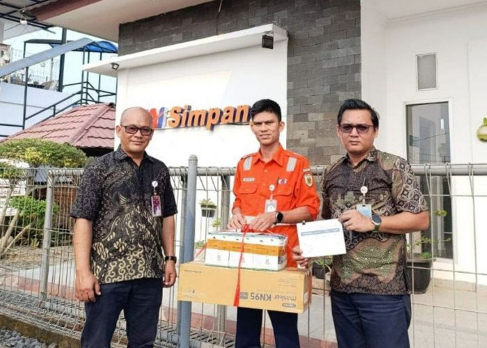 KAI Divre III Palembang Perkuat Perlindungan Pekerja Operasional dengan Bagikan 2800 Masker