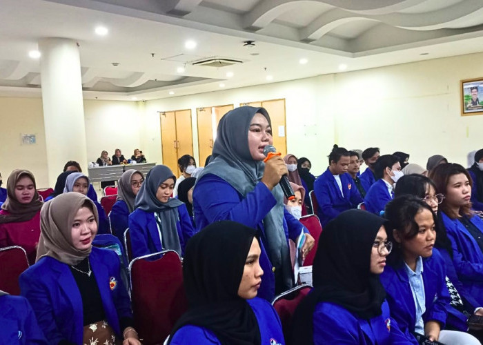 Mahasiswa UBD Ikuti Kuliah Umum Pembelajaran Abad 21 Bersama Prof Dr Ninuk Lustyantie MPd