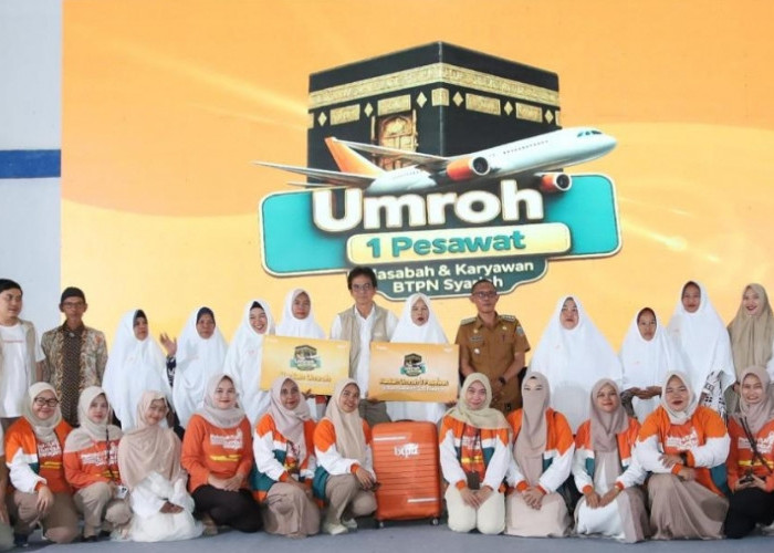 8 Nasabah BTPN Syariah dan 1 Community Officer di Kabupaten Lahat Raih Hadiah Umrah Gratis